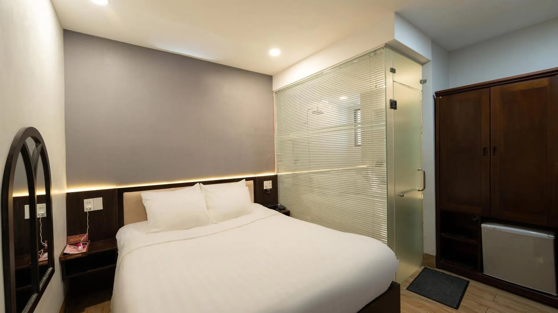 Dao Tien Hotel - Le Van Huu Da Nang Vietnam