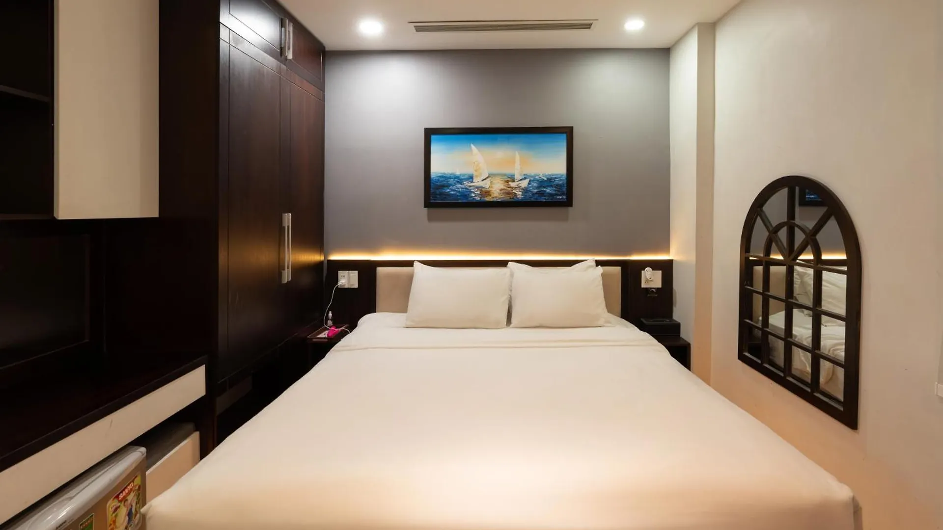 Dao Tien Hotel - Le Van Huu Da Nang